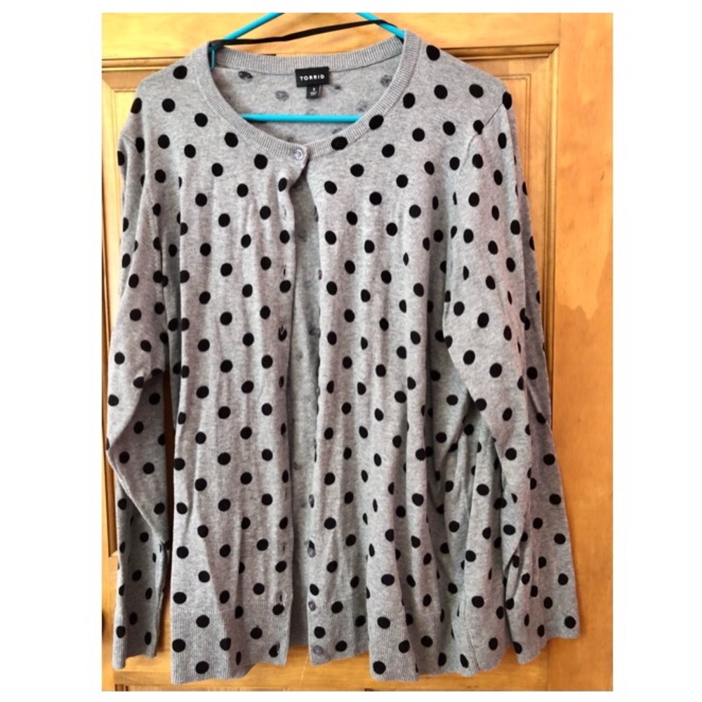 NWOT Torrid Gray and Black Polka Dot Cardigan